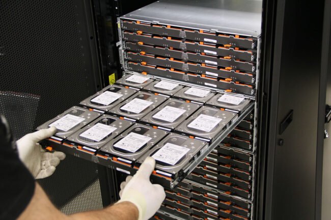 Data Storage Unit